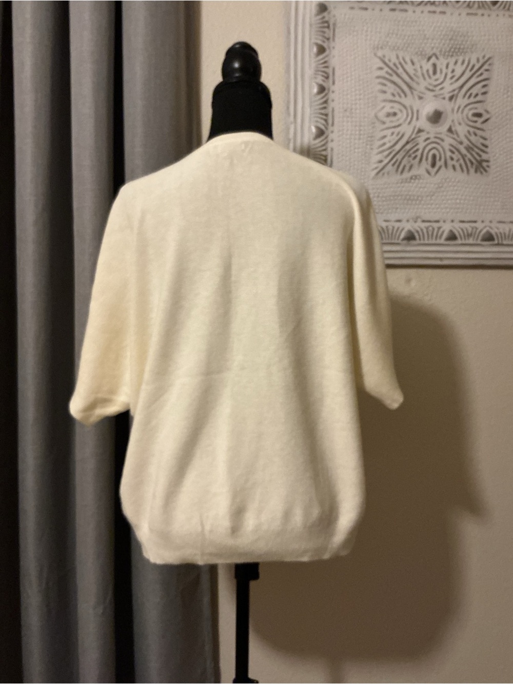 Quince Cream Short Sleeve Crewneck Sweater Top - Picture 6 of 12